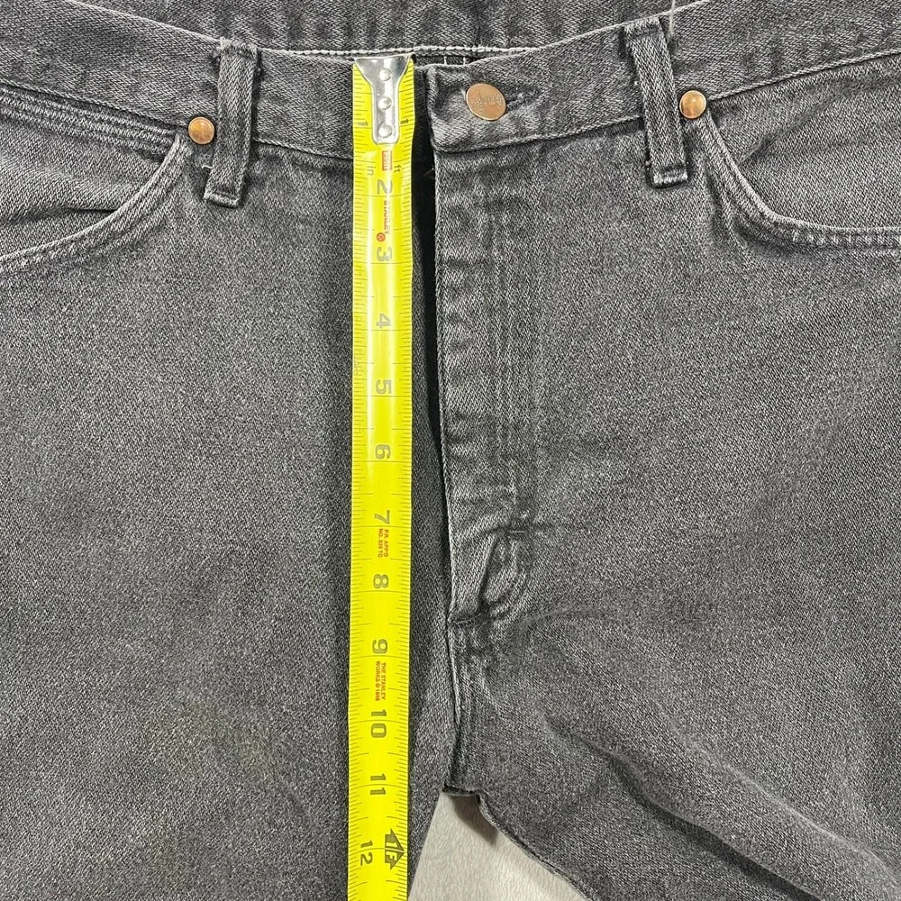 Wrangler Jeans Mens 34(33)x32(30.5) Black 13MWZ Cowboy Cut Straight Leg USA READ